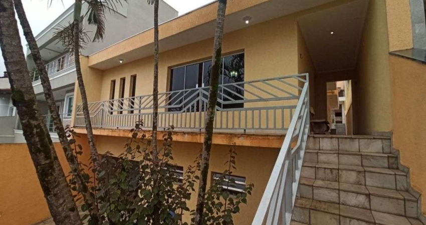 Casa de 3 quartos, 300m² no bairro Dos Casa, em São Bernardo do Campo