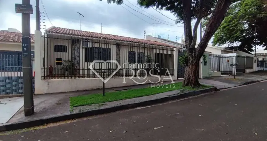 Casa com 3 quartos à venda na Rua Barão do Tietê, 86, Jardim Tupinambá, Maringá