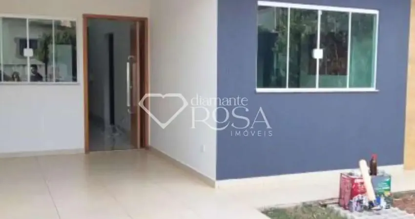 VENDA casa no Parque Residencial Tuiuti, com cozinha planejada