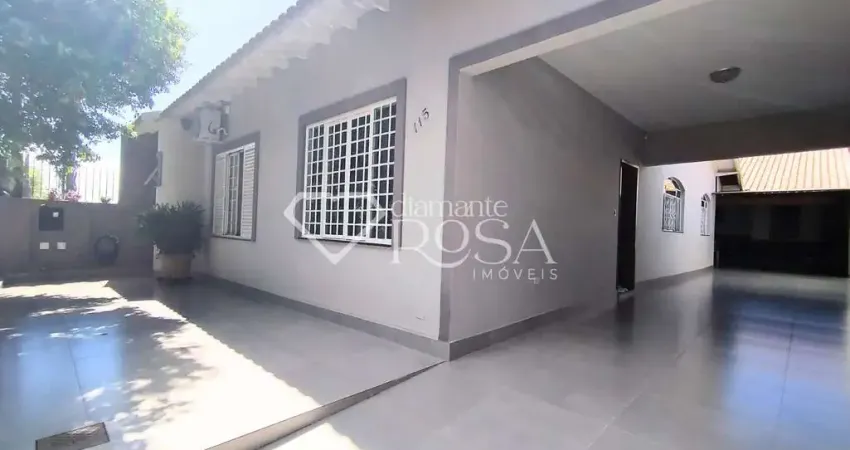 Casa com 4 quartos à venda na Rua Bernardino Rosário da Cruz, Jardim Pinheiros, Maringá