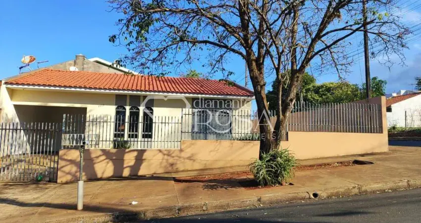 Casa com 2 quartos à venda na Rua Antônio José Perez Corrêa, Jardim Botânico, Maringá
