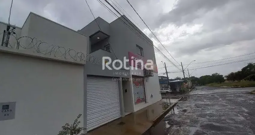 Apartamento para alugar, 2 quartos, Santa Rosa - Uberlândia/MG - Rotina Imobiliária
