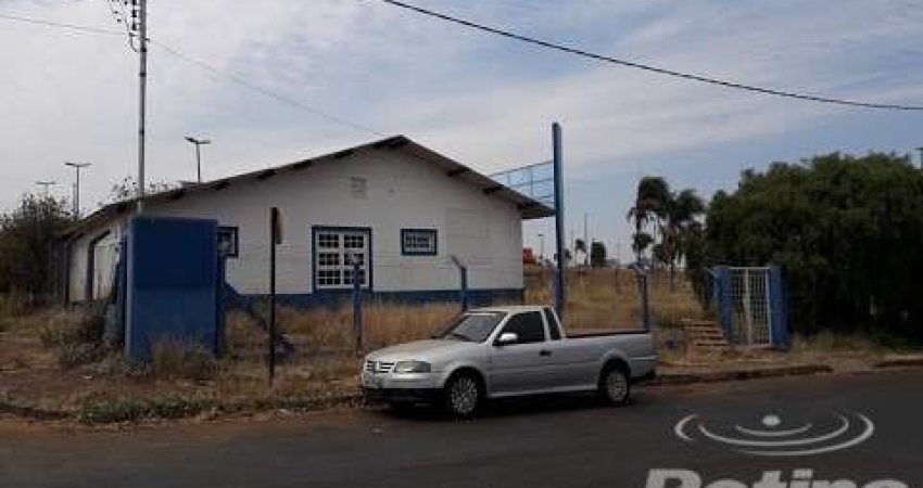 Área para alugar, Umuarama - Uberlândia/MG - Rotina Imobiliária