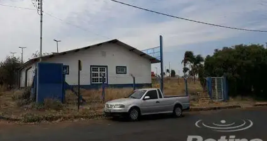 Área para alugar, umuarama - uberlândia/mg - rotina imobiliária