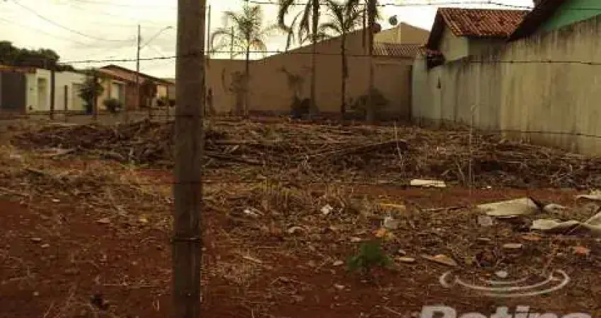 Área para alugar, Santa Mônica - Uberlândia/MG - Rotina Imobiliária