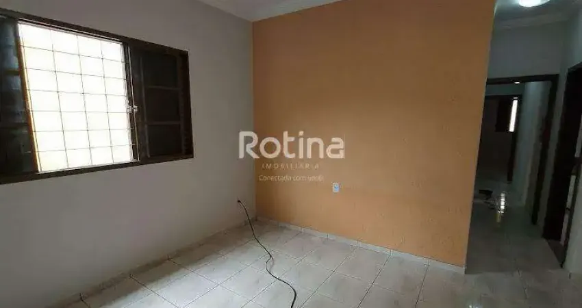 Casa para alugar, 3 quartos, santa mônica - uberlândia/mg - rotina imobiliária