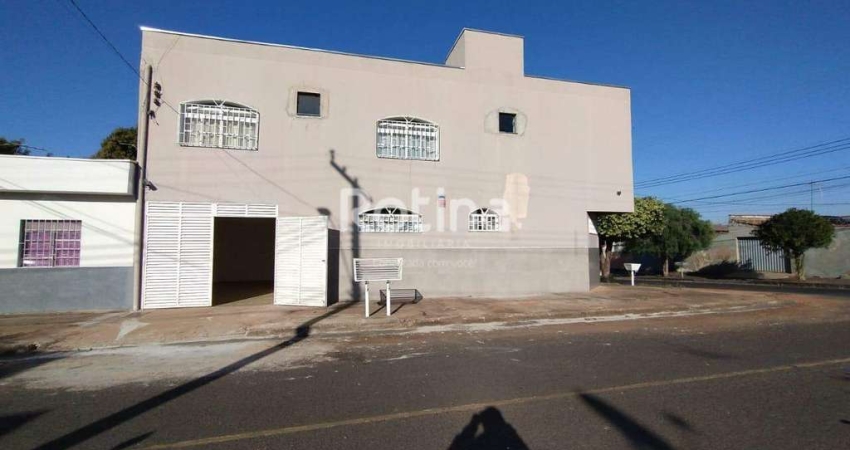 Apartamento para alugar, 4 quartos, Presidente Roosevelt - Uberlândia/MG - Rotina Imobiliária