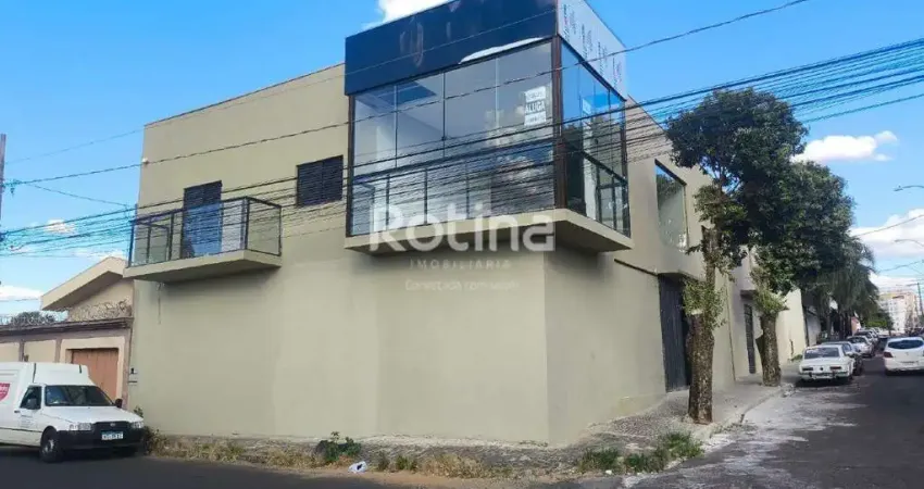 Prédio Inteiro para alugar, 4 quartos, Saraiva - Uberlândia/MG - Rotina Imobiliária