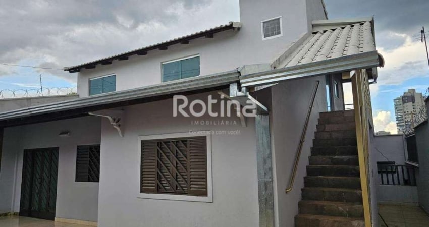Casa para alugar, 5 quartos, Morada da Colina - Uberlândia/MG - Rotina Imobiliária