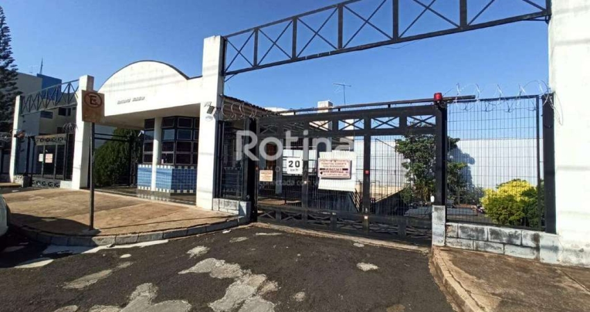 Apartamento para alugar, 3 quartos, Presidente Roosevelt - Uberlândia/MG - Rotina Imobiliária