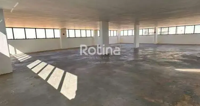 Prédio Inteiro para alugar, Santa Mônica - Uberlândia/MG - Rotina Imobiliária