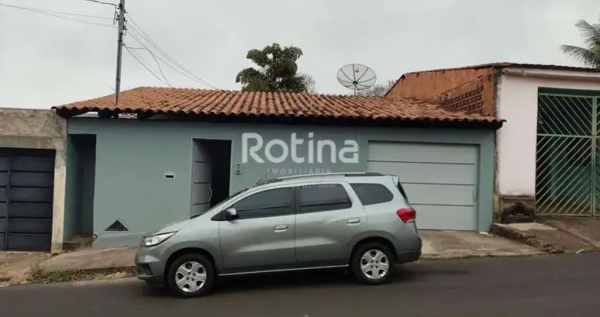 Casa para alugar, 3 quartos, Residencial Gramado - Uberlândia/MG - Rotina Imobiliária