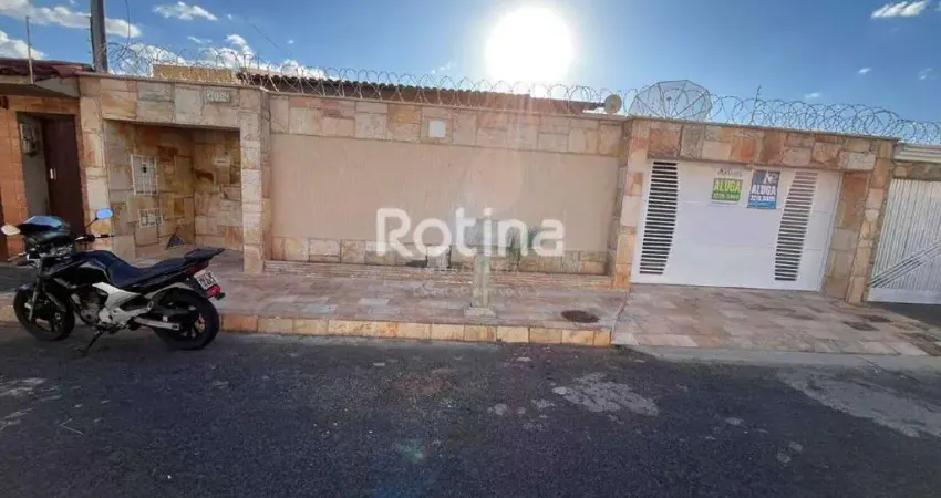 Casa para alugar, 4 quartos, santa mônica - uberlândia/mg - rotina imobiliária