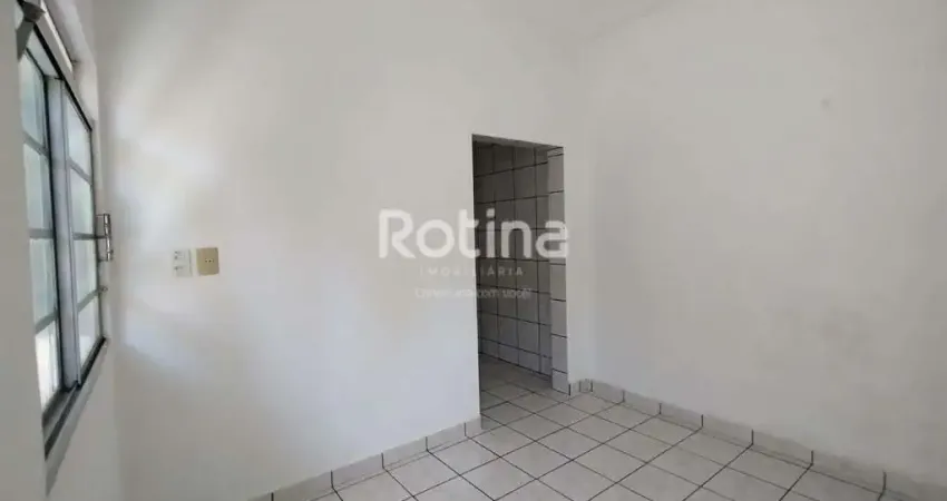 Casa para alugar, 2 quartos, Brasil - Uberlândia/MG - Rotina Imobiliária