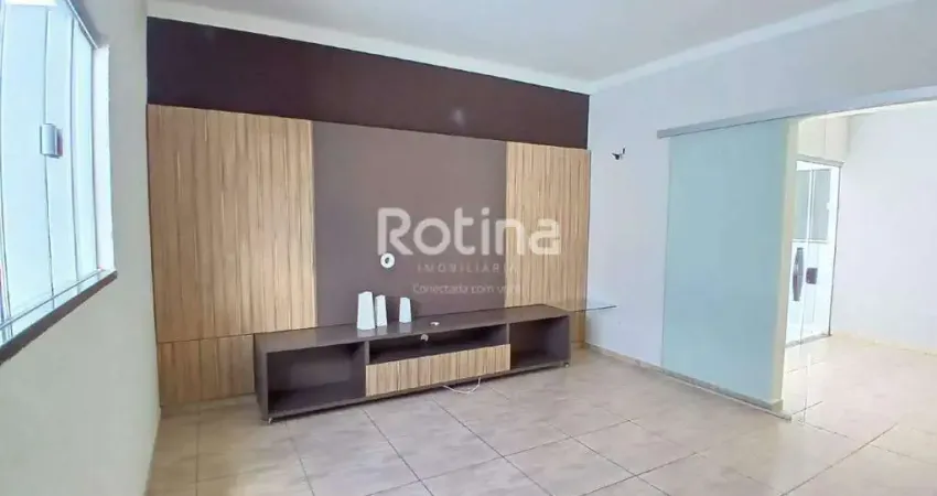 Casa para alugar, 3 quartos, jardim patrícia - uberlândia/mg - rotina imobiliária