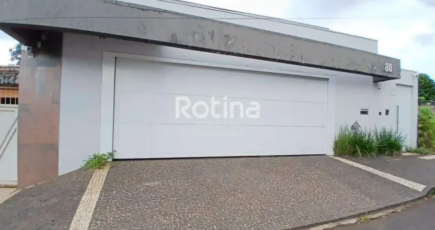 Casa para alugar, 3 quartos, Daniel Fonseca - Uberlândia/MG - Rotina Imobiliária