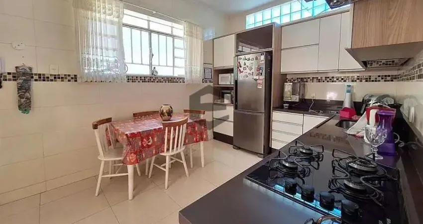Casa com 3 quartos à venda na Travessa São José, Barreto, Niterói