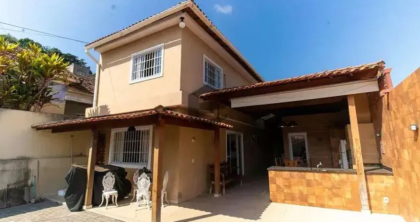 Casa com 2 quartos à venda na Rua Prefeito Vila Nova Machado, Barreto, Niterói