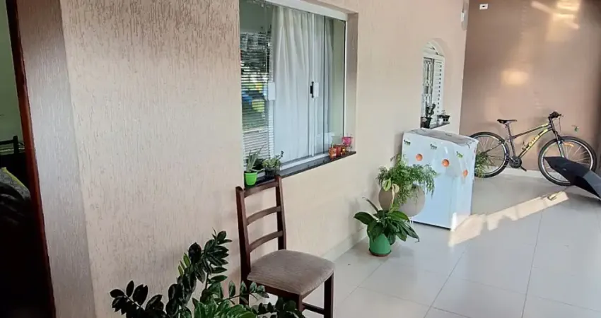 Oportunidade no jd são lourenço! casa com 3 dormitórios e 2 vagas!