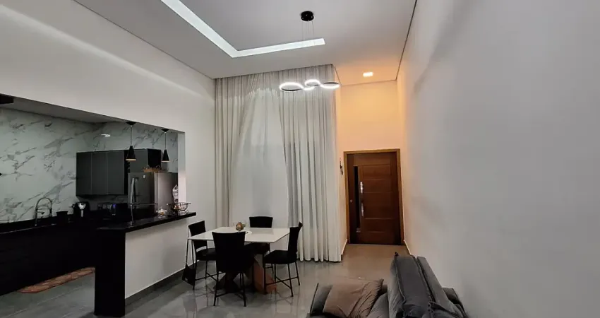 Belíssima casa térrea com designer moderno e ambientes harmoniosos!