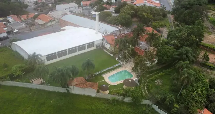 Imóvel comercial localizado em bragança paulista, com 12.416 m2 de terreno e 2.200 m² de área construída, configurado para atender projetos de médio e grande porte.