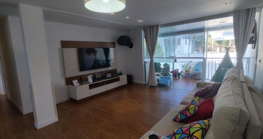Casa Duplex com Lazer Completo em Condomínio Verde