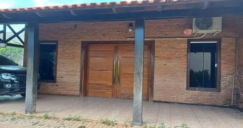 Casa com 3 suites à venda, 233 m² por R$ 750.000 - Altos do Coxipó - Próximo ao Atacadão do Tijucal - Cuiabá/MT