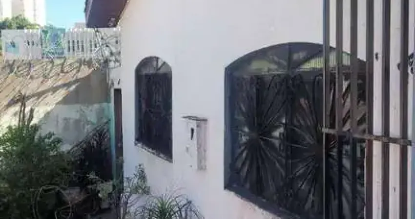 Casa com 4 dormitórios para alugar, 120 m² por R$ 1.600,00/mês - Araés - Cuiabá/MT
