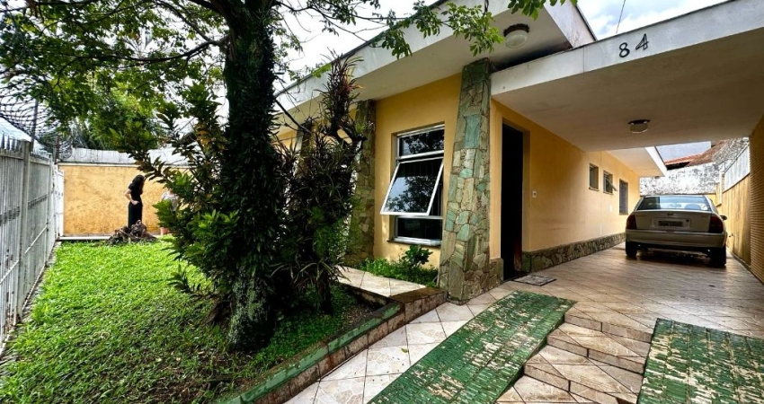 Casa à Venda na Vila Rosália