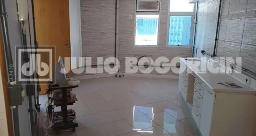Apartamento à venda na Avenida Treze de Maio, Centro, Rio de Janeiro