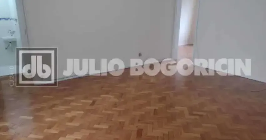 Apartamento com 3 quartos para alugar na Rua Afonso Pena, Tijuca, Rio de Janeiro