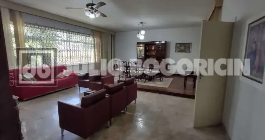 Casa com 3 quartos à venda na Rua Borda do Mato, Grajaú, Rio de Janeiro