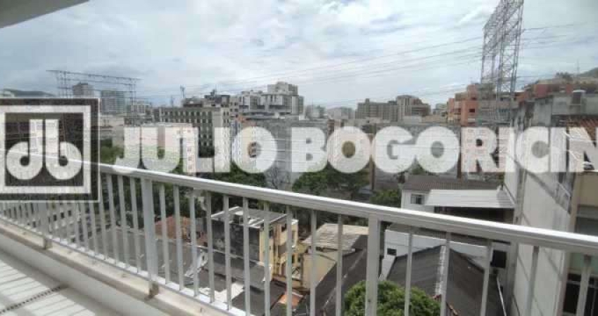 Cobertura com 5 quartos para alugar na Rua Medeiros Pássaro, Tijuca, Rio de Janeiro
