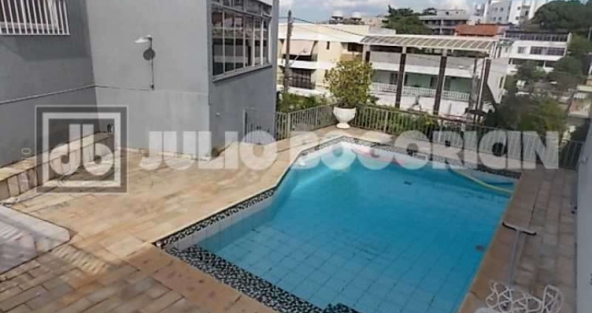 Casa em condomínio fechado com 4 quartos à venda na Rua Correia e Castro, Jardim Guanabara, Rio de Janeiro