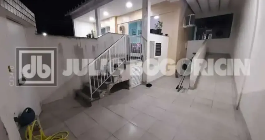 Casa com 3 quartos à venda na Rua Apereia, Jardim Guanabara, Rio de Janeiro
