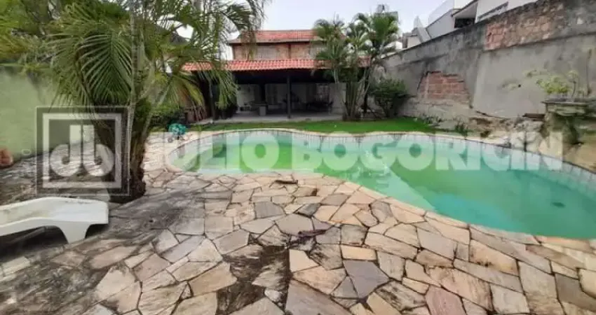 Casa com 4 quartos à venda na Rua Formosa, Jardim Guanabara, Rio de Janeiro