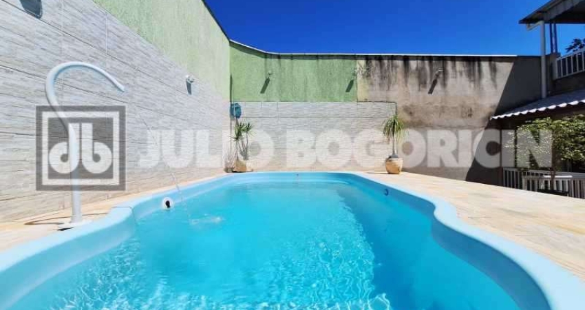 Casa com 3 quartos à venda na Avenida Paranapuã, Tauá, Rio de Janeiro