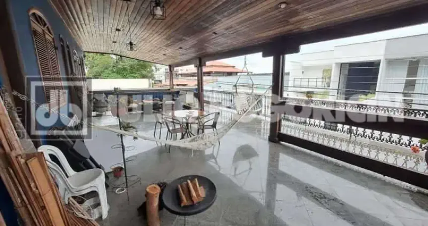 Casa com 5 quartos à venda na Rua Correia e Castro, Jardim Guanabara, Rio de Janeiro