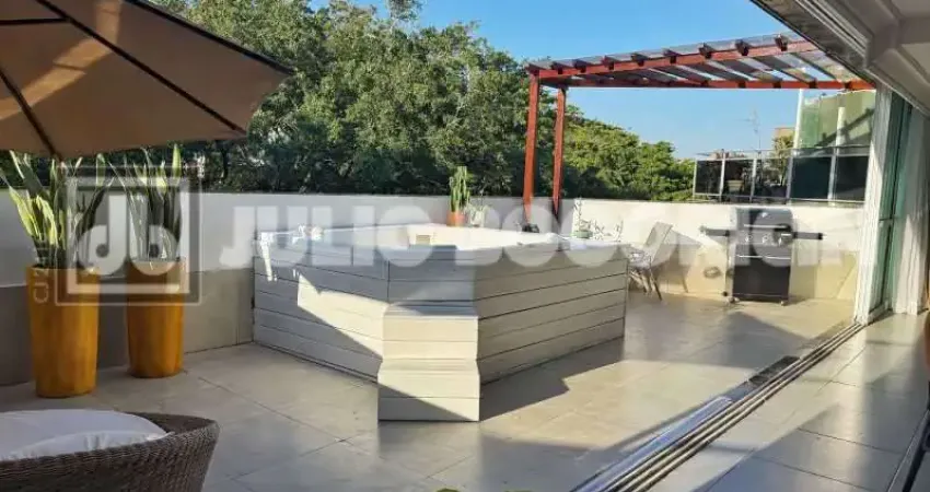 Barra da tijuca, jardim oceanico, excelente cobertura, composta por quatro quartos, sendo 2 suítes e duas vagas