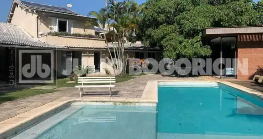 Casa em condomínio fechado com 4 quartos à venda na Rua Humberto Berutti, Barra da Tijuca, Rio de Janeiro