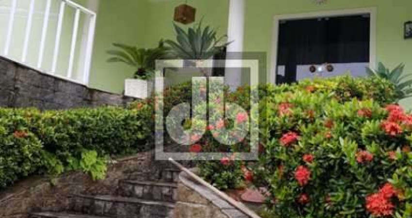 Casa em condomínio fechado com 5 quartos à venda na Rua Carmem Aguiar de Matos, Taquara, Rio de Janeiro