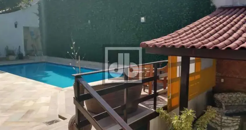 Casa em condomínio fechado com 4 quartos para alugar na Estrada Pau-ferro, Pechincha, Rio de Janeiro