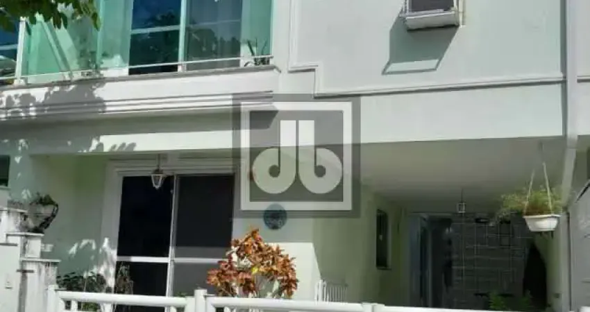 Casa em condomínio fechado com 3 quartos à venda na Estrada Curumau, Taquara, Rio de Janeiro