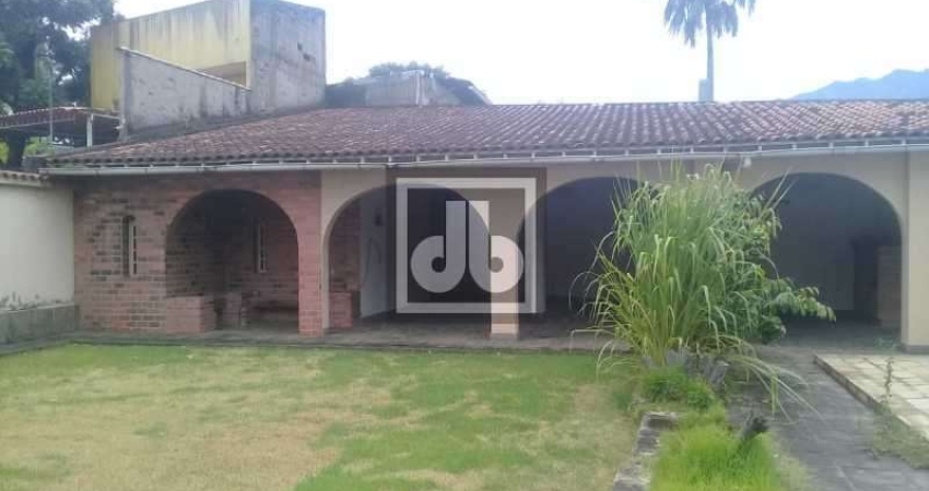 Casa com 3 quartos à venda na Rua Edgard Werneck, Freguesia (Jacarepaguá), Rio de Janeiro