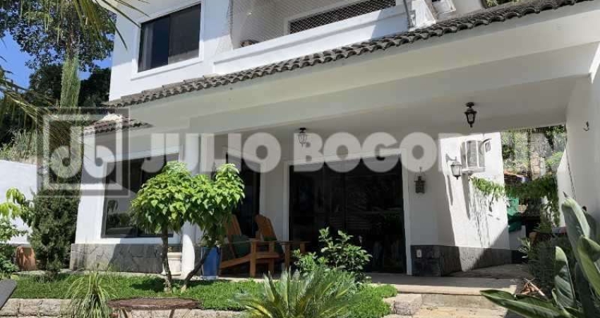 Casa em condomínio fechado com 3 quartos à venda na Rua Aroeira, Anil, Rio de Janeiro