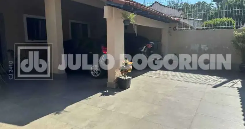 Casa em condomínio fechado com 4 quartos à venda na Rua Geminiano Gois, Freguesia (Jacarepaguá), Rio de Janeiro