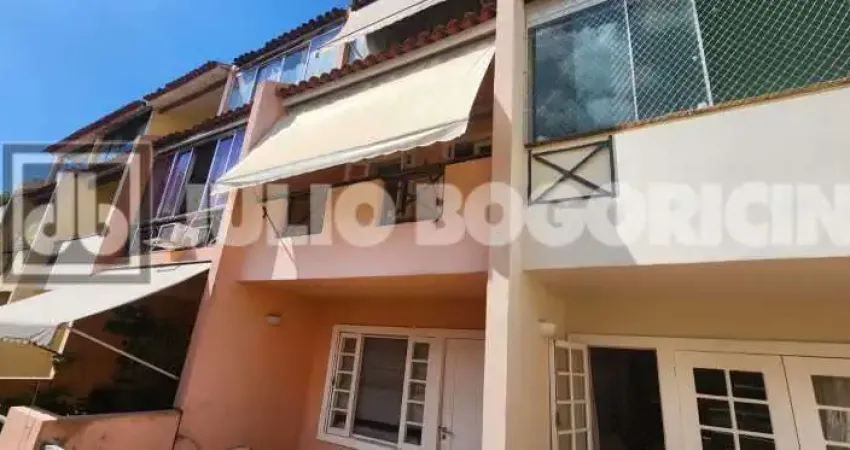 Casa em condomínio fechado com 4 quartos à venda na Rua Alberto Cavalcanti, Recreio dos Bandeirantes, Rio de Janeiro