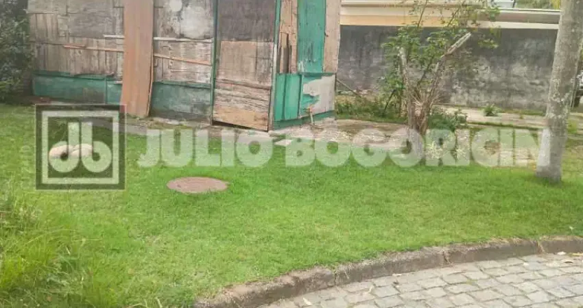 Terreno vargem pequena 360m2 em condominio  fechado documentação individual