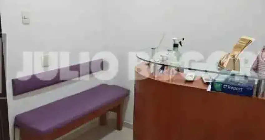 Sala comercial com 1 sala à venda na Rua Manuela Barbosa, Méier, Rio de Janeiro