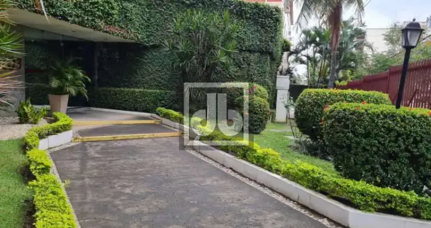 Méier - apartamento - varandão - sala - 2 quartos - dependências - vaga - prédio com infra-total